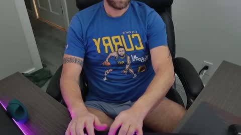 Snapshot of bostonmarine31 chatting on February 19, 7:16 pm bostonmarine31 online show from February 19, 7:16 pm