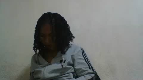 Snapshot of botoelia chatting on December 14, 9:19 pm botoelia online show from December 14, 9:19 pm