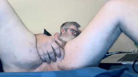 bottombitch44 online show from December 3, 2:03 am