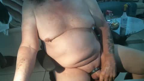 Snapshot of bottomguy33540 chatting on September 8, 7:02 pm BAM online show from September 8, 7:02 pm