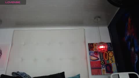 bouncing_bunnyxxx69 online show from March 15, 4:40 am