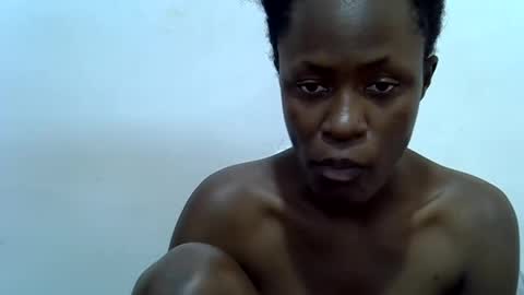 bouncy_vee online show from June 3, 11:57 am