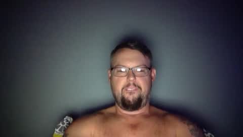 bowtieguy84 online show from September 20, 5:41 am