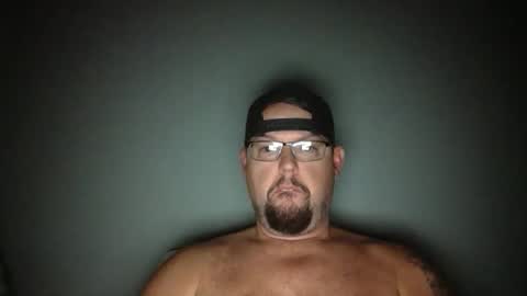 bowtieguy84 online show from November 15, 11:51 am