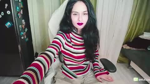 Helen  online show from January 25, 6:13 pm