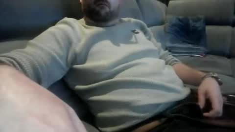 Snapshot of boy27weert chatting on November 17, 11:21 pm Nope online show from November 17, 11:21 pm