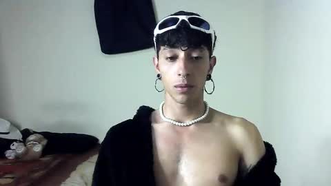 Boy Astro online show from January 30, 1:10 pm