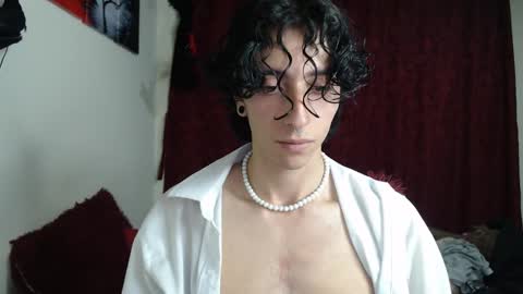 Boy Astro online show from October 15, 11:38 pm