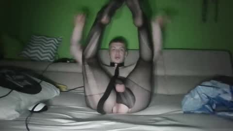 Snapshot of boy_slut07 chatting on September 24, 9:29 pm BOY SLUT online show from September 24, 9:29 pm