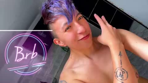 Snapshot of boy_trans chatting on July 7, 7:23 am Edward ftm trans queerslave online show from July 7, 7:23 am