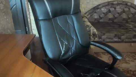 Snapshot of boyapollon chatting on December 7, 11:29 am BoyApollon online show from December 7, 11:29 am