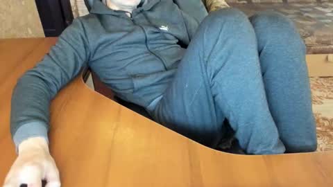 Snapshot of boyapollon chatting on September 29, 6:07 am BoyApollon online show from September 29, 6:07 am