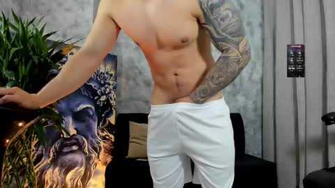 boyc02_ online show from November 11, 11:38 pm