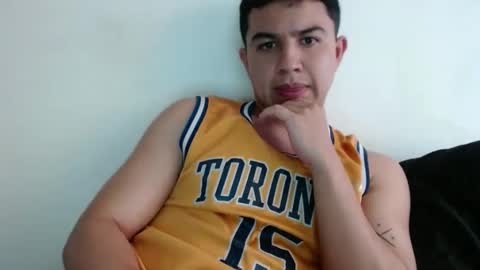 Snapshot of boyfit2023 chatting on December 10, 9:43 pm boyfit2023 online show from December 10, 9:43 pm