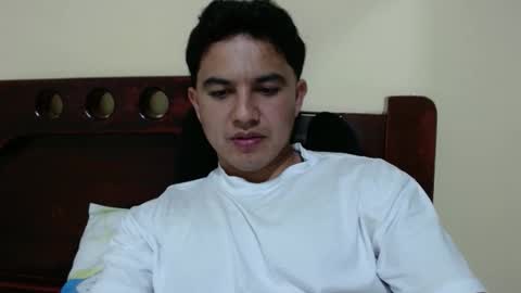 Snapshot of boyfit2023 chatting on June 2, 10:56 pm boyfit2023 online show from June 2, 10:56 pm