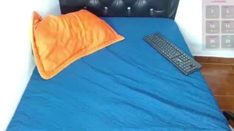 boyg_hots online show from June 26, 4:22 pm