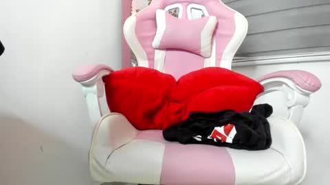 Snapshot of boyhornysex55 chatting on October 16, 6:53 pm boyhornysex55 online show from October 16, 6:53 pm