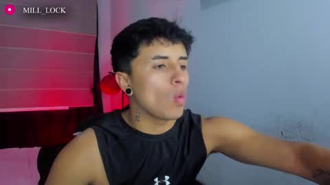 Snapshot of boylatin_777 chatting on December 24, 3:05 am miguel online show from December 24, 3:05 am