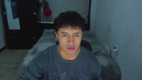 Snapshot of boylatin_777 chatting on January 10, 3:18 am miguel online show from January 10, 3:18 am