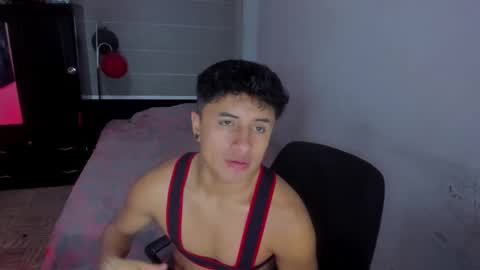 Snapshot of boylatin_777 chatting on January 17, 2:18 am miguel online show from January 17, 2:18 am