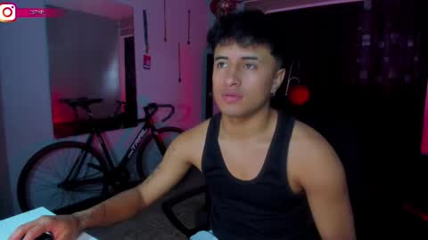 Snapshot of boylatin_777 chatting on February 10, 6:56 pm miguel online show from February 10, 6:56 pm