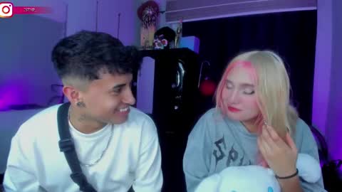 Snapshot of boylatin_777 chatting on February 19, 4:55 am miguel online show from February 19, 4:55 am