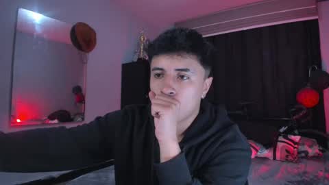 Snapshot of boylatin_777 chatting on February 26, 9:05 pm miguel online show from February 26, 9:05 pm