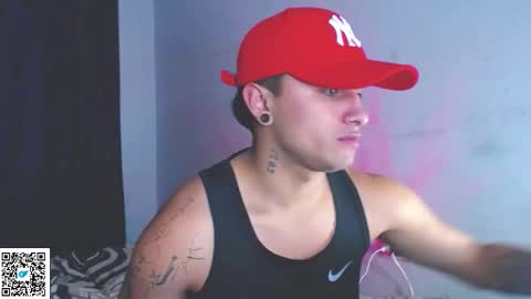 Snapshot of boylatin_777 chatting on September 23, 7:11 am miguel online show from September 23, 7:11 am