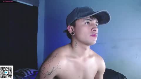 Snapshot of boylatin_777 chatting on September 26, 7:12 am miguel online show from September 26, 7:12 am