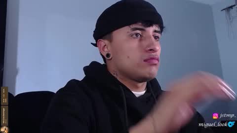 Snapshot of boylatin_777 chatting on October 12, 11:42 am miguel online show from October 12, 11:42 am