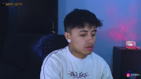 Snapshot of boylatin_777 chatting on November 1, 7:16 pm miguel online show from November 1, 7:16 pm