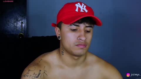 Snapshot of boylatin_777 chatting on November 8, 6:51 pm miguel online show from November 8, 6:51 pm