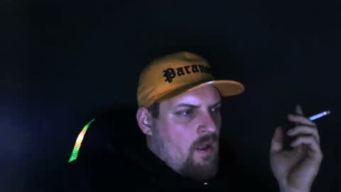 Snapshot of boynextdoooooor chatting on November 16, 2:33 pm boynextdoooooor online show from November 16, 2:33 pm