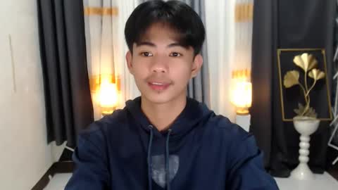 Snapshot of boynextdoor4ux chatting on January 5, 5:20 pm HI IM JAMES DONT FORGET GIVE ME THUMBS UP AND JOIN TO MY FANCLUB online show from January 5, 5:20 pm