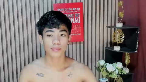 Snapshot of boynextdoor4ux chatting on September 9, 10:42 pm HI IM JAMES DONT FORGET GIVE ME THUMBS UP AND JOIN TO MY FANCLUB online show from September 9, 10:42 pm