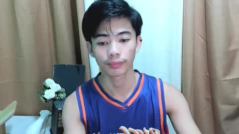 Snapshot of boynextdoor4ux chatting on November 3, 3:57 pm HI IM JAMES DONT FORGET GIVE ME THUMBS UP AND JOIN TO MY FANCLUB online show from November 3, 3:57 pm