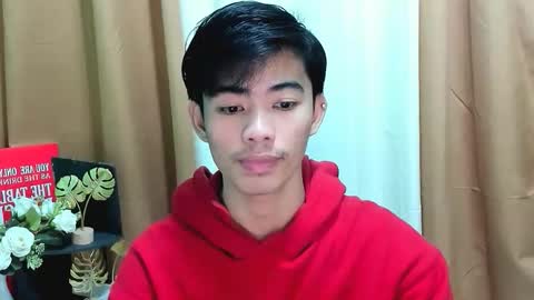 Snapshot of boynextdoor4ux chatting on November 11, 7:36 pm HI IM JAMES DONT FORGET GIVE ME THUMBS UP AND JOIN TO MY FANCLUB online show from November 11, 7:36 pm