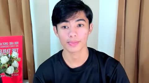 Snapshot of boynextdoor4ux chatting on November 26, 3:24 pm HI IM JAMES DONT FORGET GIVE ME THUMBS UP AND JOIN TO MY FANCLUB online show from November 26, 3:24 pm