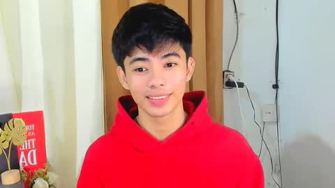 Snapshot of boynextdoor4ux chatting on December 20, 6:48 pm HI IM JAMES DONT FORGET GIVE ME THUMBS UP AND JOIN TO MY FANCLUB online show from December 20, 6:48 pm