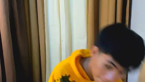 Snapshot of boynextdoor4ux chatting on January 12, 8:30 am HI IM JAMES DONT FORGET GIVE ME THUMBS UP AND JOIN TO MY FANCLUB online show from January 12, 8:30 am