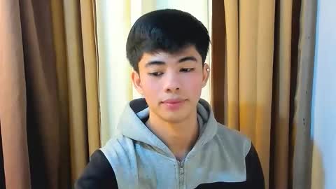 Snapshot of boynextdoor4ux chatting on January 14, 11:20 pm HI IM JAMES DONT FORGET GIVE ME THUMBS UP AND JOIN TO MY FANCLUB online show from January 14, 11:20 pm