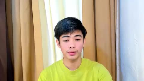 Snapshot of boynextdoor4ux chatting on February 9, 2:04 am HI IM JAMES DONT FORGET GIVE ME THUMBS UP AND JOIN TO MY FANCLUB online show from February 9, 2:04 am