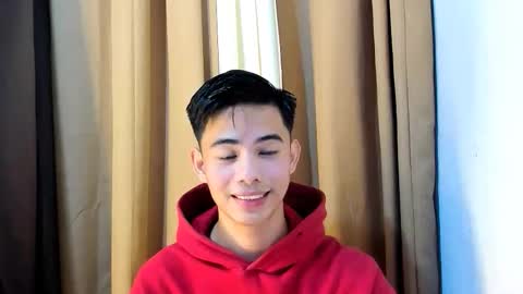 Snapshot of boynextdoor4ux chatting on February 17, 2:52 am HI IM JAMES DONT FORGET GIVE ME THUMBS UP AND JOIN TO MY FANCLUB online show from February 17, 2:52 am