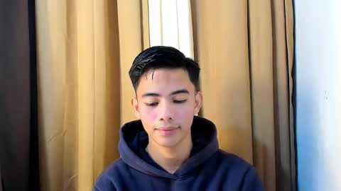 Snapshot of boynextdoor4ux chatting on February 17, 11:33 pm HI IM JAMES DONT FORGET GIVE ME THUMBS UP AND JOIN TO MY FANCLUB online show from February 17, 11:33 pm