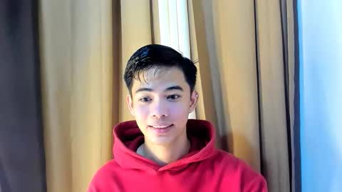 Snapshot of boynextdoor4ux chatting on March 3, 5:13 am HI IM JAMES DONT FORGET GIVE ME THUMBS UP AND JOIN TO MY FANCLUB online show from March 3, 5:13 am