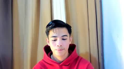 Snapshot of boynextdoor4ux chatting on March 5, 4:19 am HI IM JAMES DONT FORGET GIVE ME THUMBS UP AND JOIN TO MY FANCLUB online show from March 5, 4:19 am