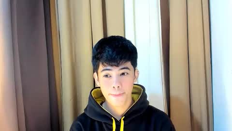 Snapshot of boynextdoor4ux chatting on March 12, 10:49 pm HI IM JAMES DONT FORGET GIVE ME THUMBS UP AND JOIN TO MY FANCLUB online show from March 12, 10:49 pm