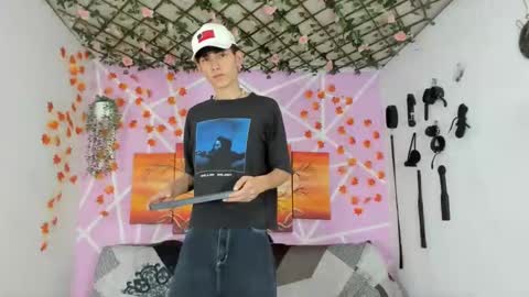 boys4hot_777 online show from February 28, 1:37 am