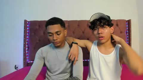 ALEX - TAYLER  -MIKE online show from January 14, 1:11 am