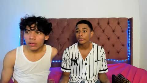 ALEX - TAYLER  -MIKE online show from February 1, 1:04 am